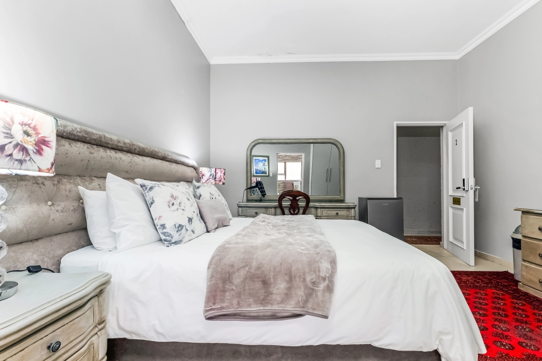 Fair Glen Shetland Room