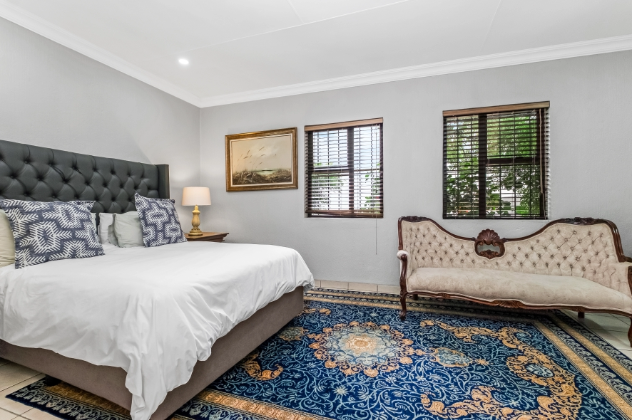 Fair Glen Deluxe King Studio