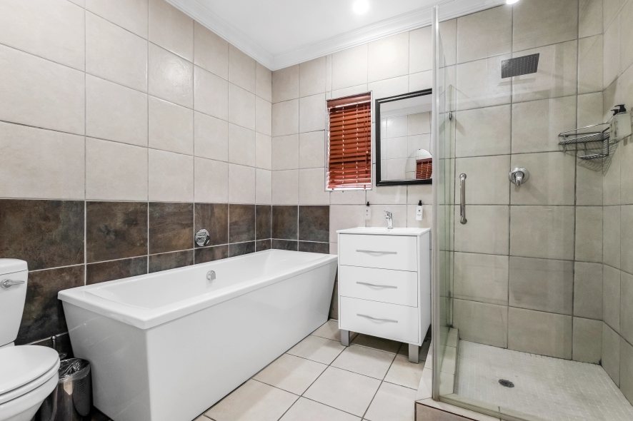 Fair Glen Deluxe King Studio